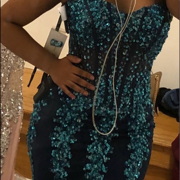 Camille La Vie Blue Corset Prom Dress Size 4 - Picture 5 of 5